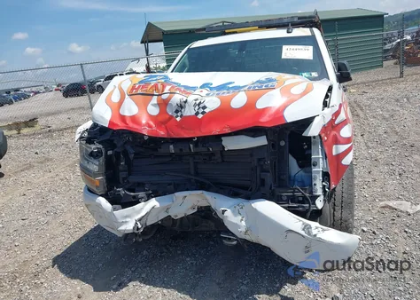 2018 Chevrolet Silverado K1500 Custom из США, поврежденный, VIN 1GCVKPEC1JZ203519